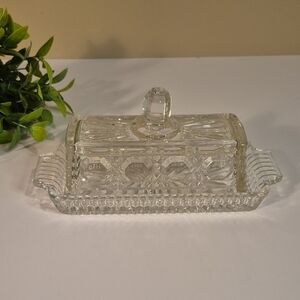 FEDERAL GLASS Vintage Mid Century Modern Clear Glass Covered Butter Dish